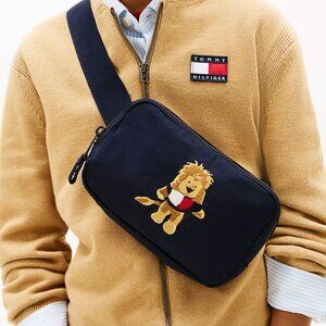 Tommy Hilfiger Kids' Embroidered Lion Belt Bag  NWT  Hard to Find